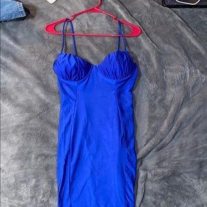blue dress